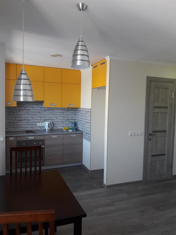 Apartmens Near Metalist Apartament Charków Zewnętrze zdjęcie